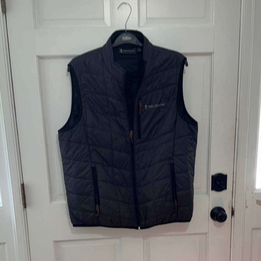 Free Country Men's Dark Gray Quilted Vest